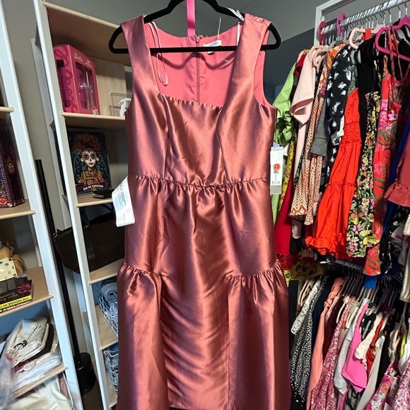 Kate Unger formal Elegant Pink Satin Dress. NWT. No belt - Picture 14 of 14